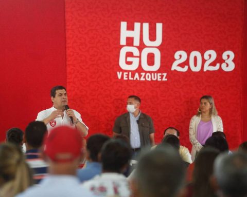 Hugo Velázquez forgot his role as vice president