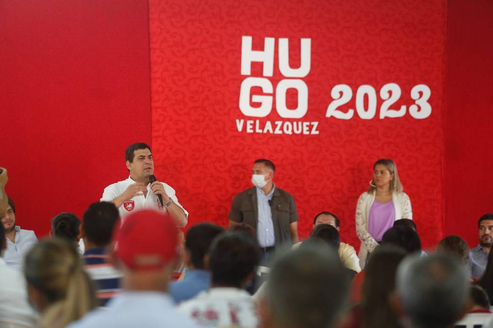 Hugo Velázquez forgot his role as vice president