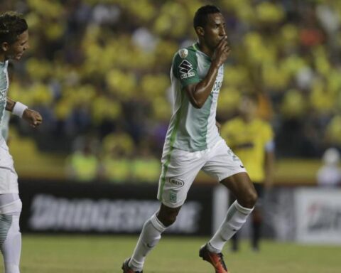 Insults to Mosquera after signing for Sporting Cristal