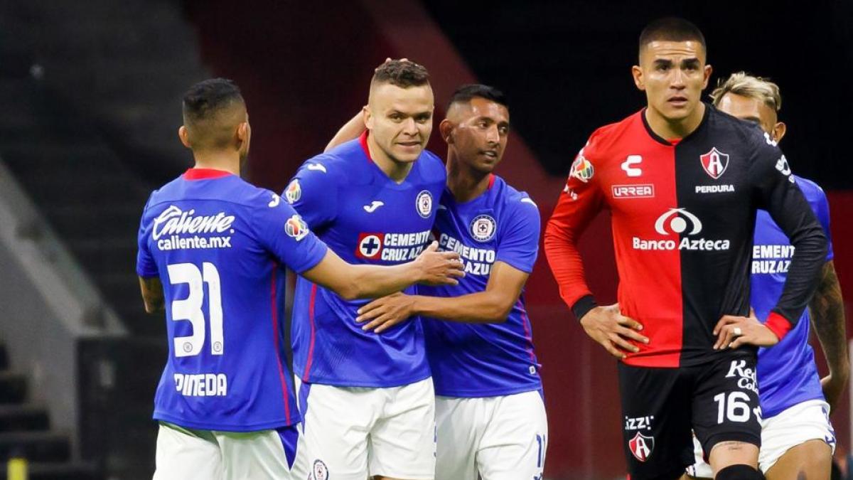 Jonathan Rodríguez would leave Cruz Azul to play in Saudi Arabia