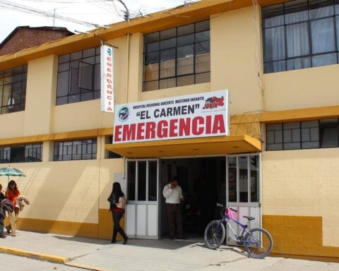 Junín health personnel attend 24 hours a day during Christmas time