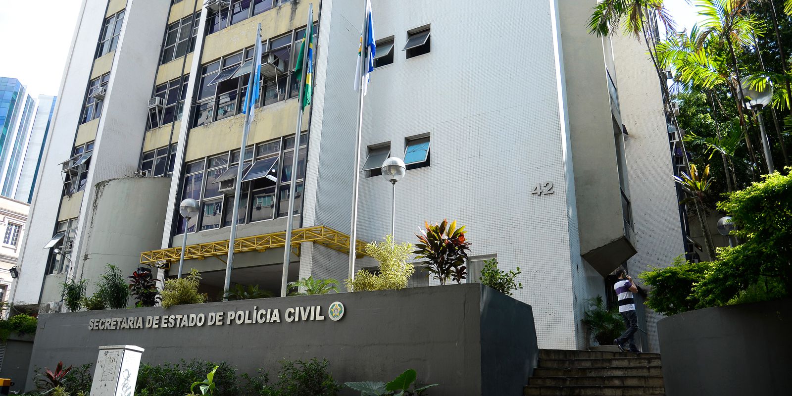 MP denounces Rio's civil police officer and police obstruction of justice