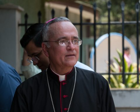 Monsignor Báez urges the Police and the Army to stop repressing the people