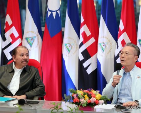 Nicaragua breaks relations with Taiwan in favor of China