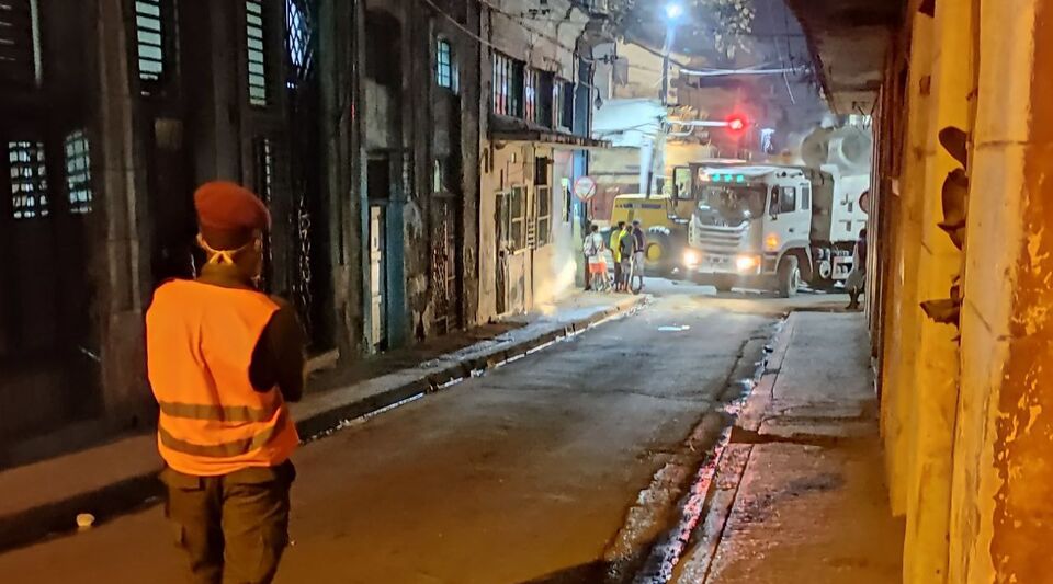 One confirmed dead and several seriously injured in the collapse of a building in Old Havana