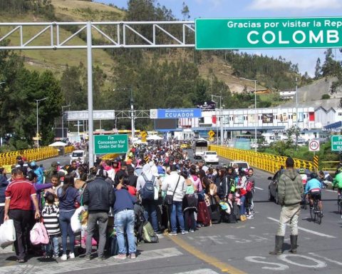 Postponed opening of the border with Colombia