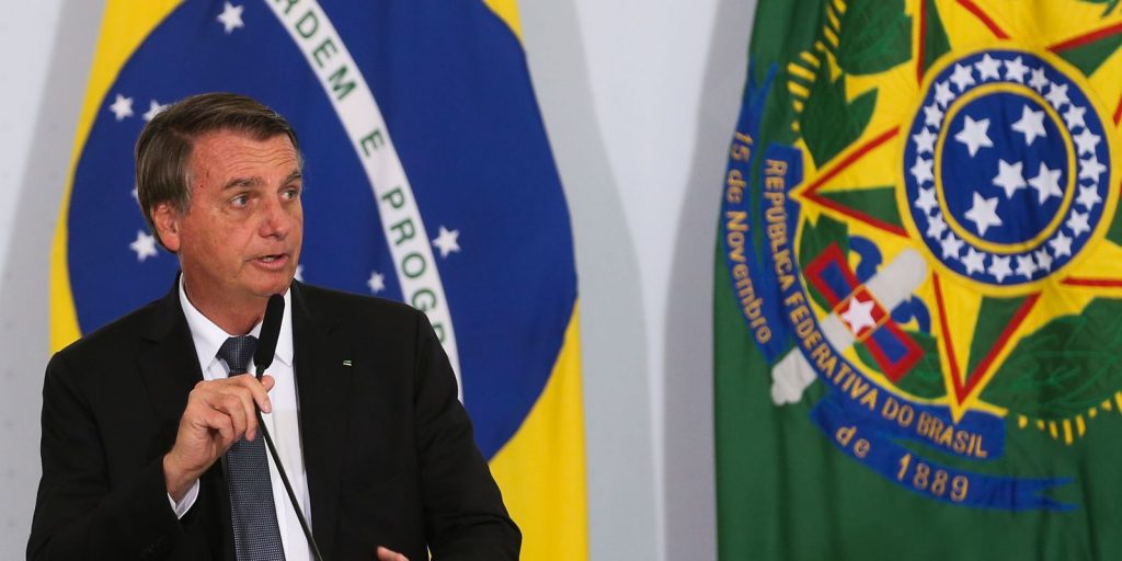 President regulates gas aid and Programa Alimenta Brasil