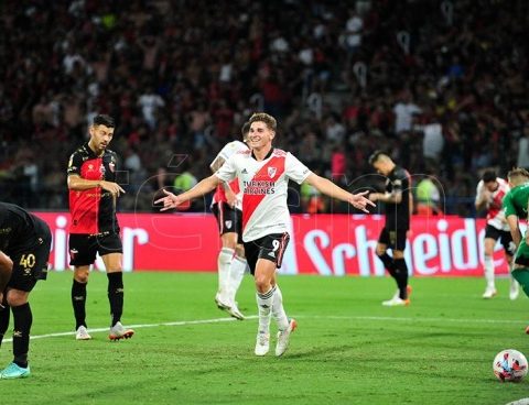 River thrashed Colón and is the "champion of Champions"