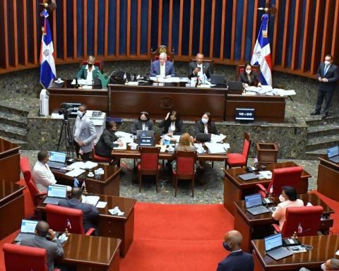 Senado convierte en ley Presupuesto del 2022