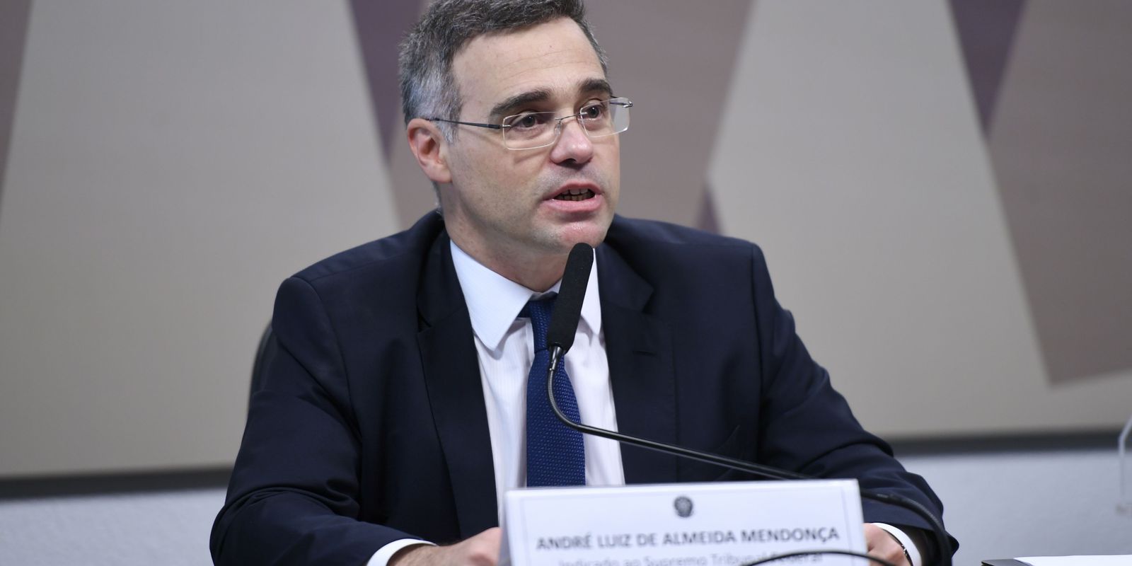 Senate plenary approves André Mendonça's nomination to the STF