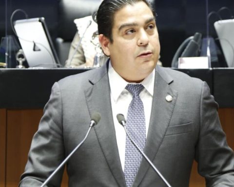 Senator Ismael García Cabeza de Vaca will seek candidacy for Tamaulipas