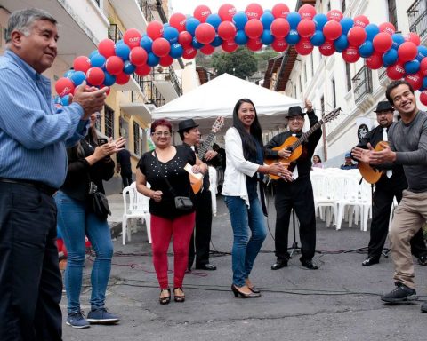 Serenades, festivals and meetings will take place this weekend in Quito