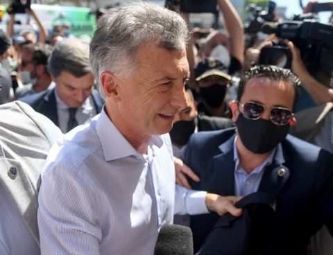 Sister of a crew member stated that Macri "has judges friends" in Comodoro Py