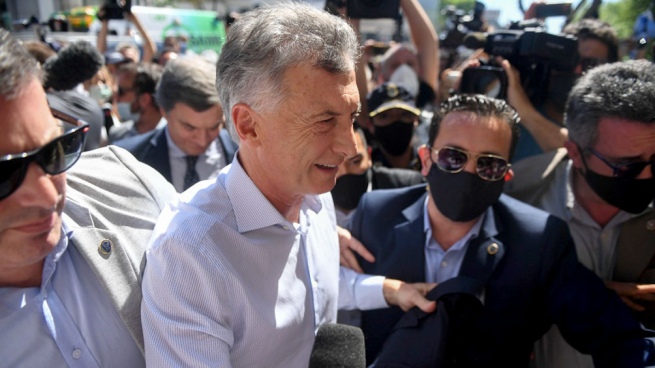 Sister of a crew member stated that Macri "has judges friends" in Comodoro Py