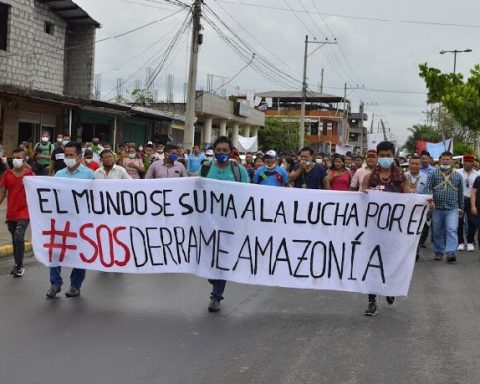 Foto referencial de una manifestación de Yasunidos en 2021.