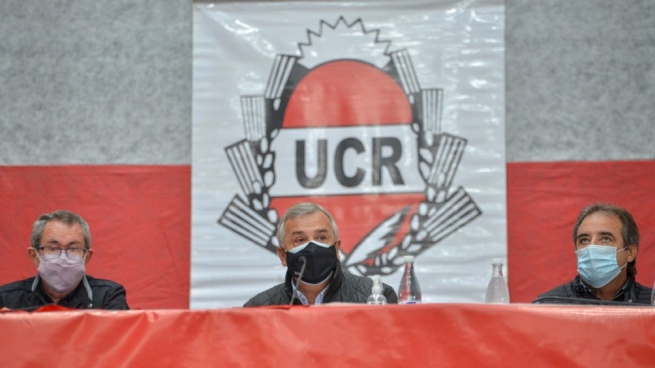 The UCR elects a president amid the boiling that generated the rupture in Deputies