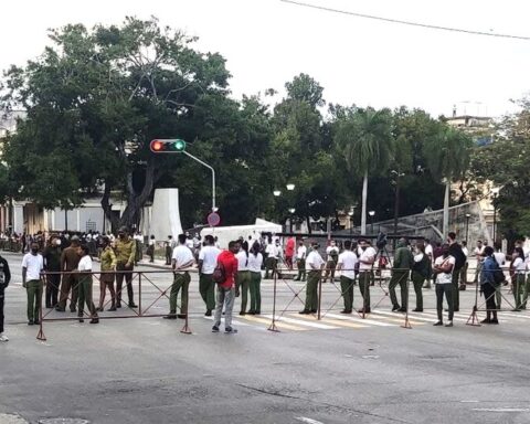 A March of the Torches with a large deployment of security forces in Havana