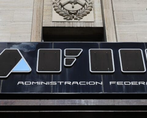 AFIP: they increased the floor of the amounts for the reports of bank movements