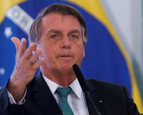 Jair Bolsonaro, presidente de Brasil, ingresa en el hospital por dolores abdominales