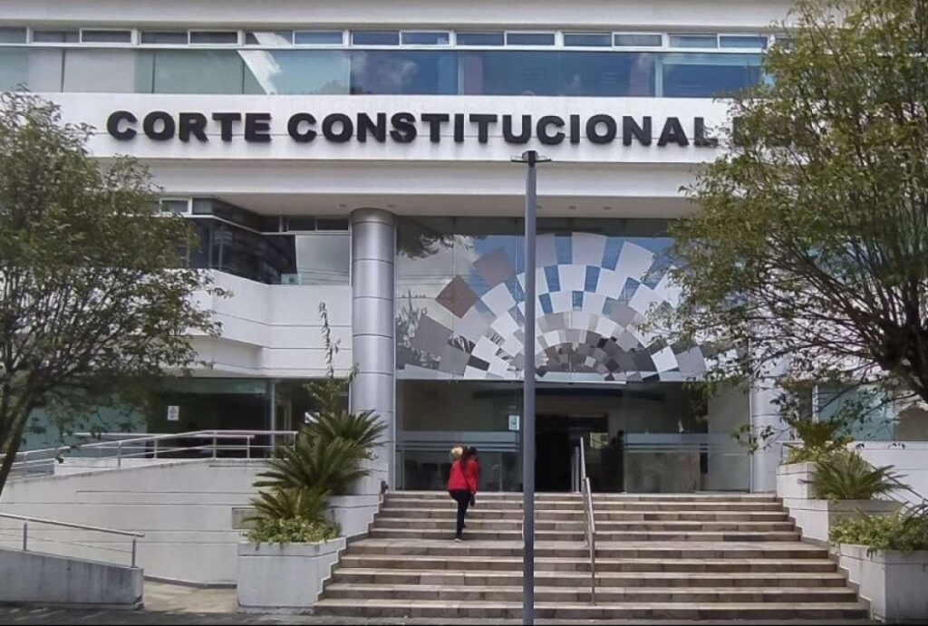 Fachada del edificio de la Corte Constitucional del Ecuador.