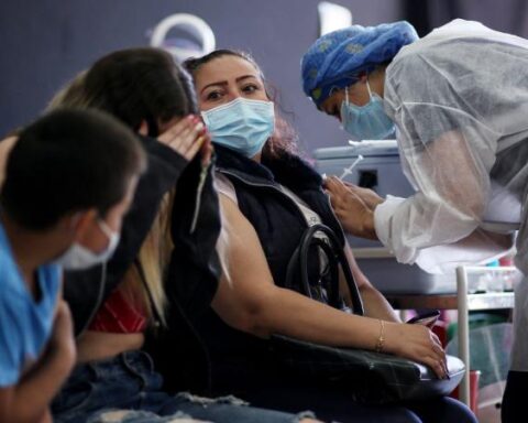 Colombia once again exceeded 30,000 daily infections of covid-19