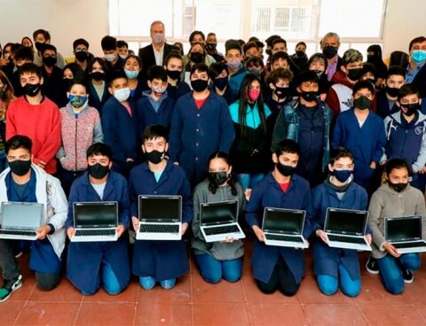 Connect Equality will distribute more than 500 thousand computers for the start of classes