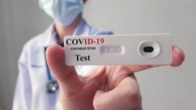 Coronavirus self-tests arrive at pharmacies for sale to the public