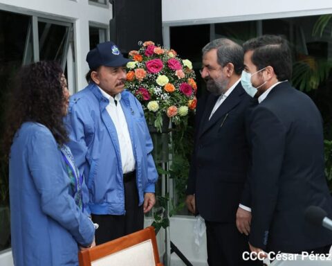 Daniel Ortega se reúne con iraní terrorista