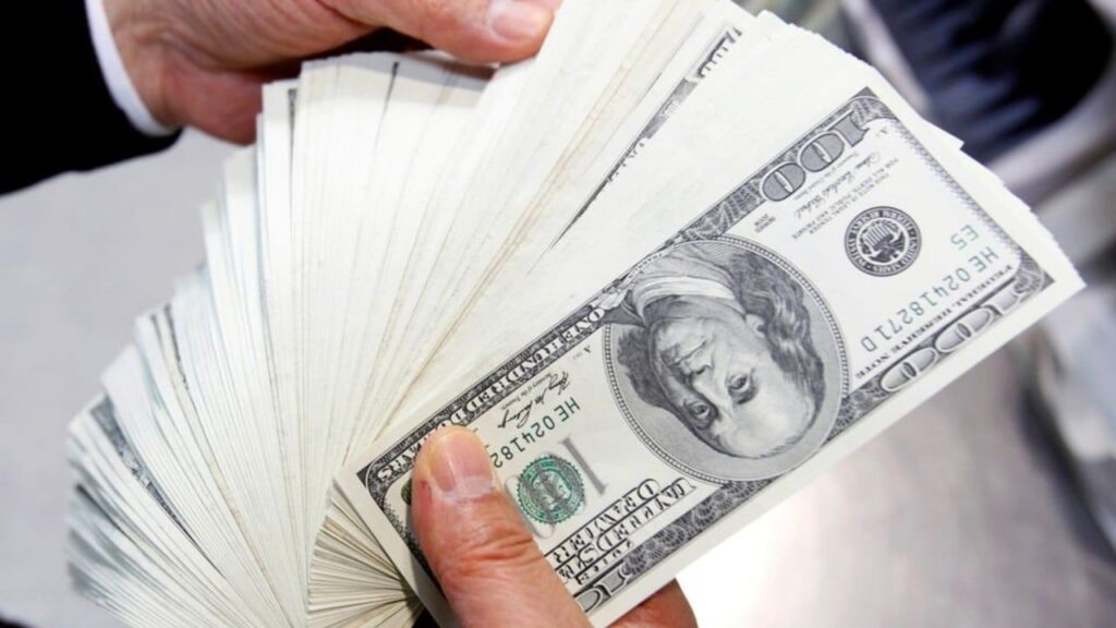 Dollar today: how much is the foreign currency trading for this Thursday, January 27