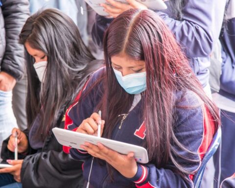 Face-to-face classes are held in Ecuador