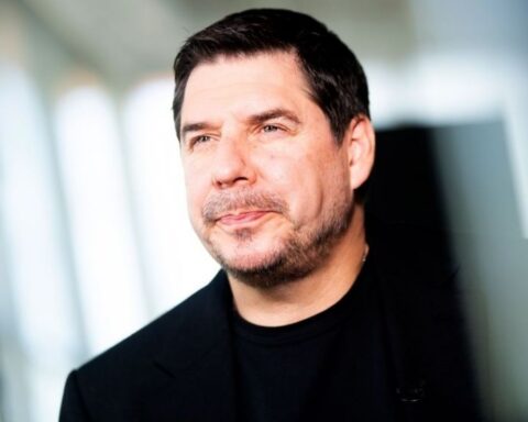 Marcelo Claure resigns as head of operations at Softbank