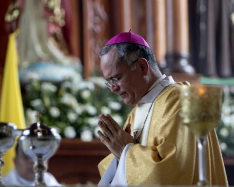 Monseñor Silvio Báez, culto a idolatría del dinero