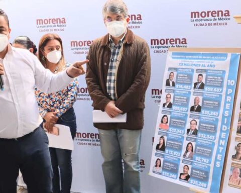 Morena in CDMX denounces 17 PAN leaders for "double" in mayors