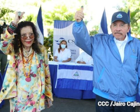 Daniel Ortega y Rosario Murillo el 7 de noviembre de 2021