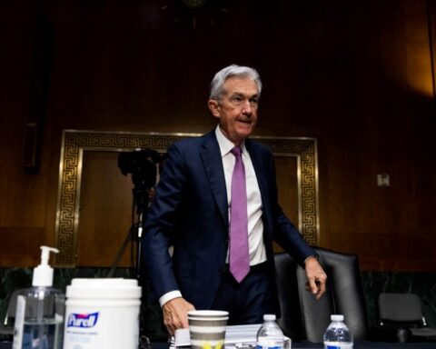 Powell expects high inflation in the US until mid-2022;  the Fed will act if it lasts