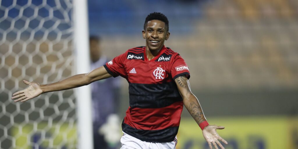 São Paulo Cup: Flamengo reaches the knockout after another rout