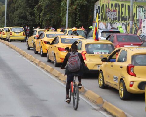 Taxi fares would also go up in Bogotá by 2022;  take note