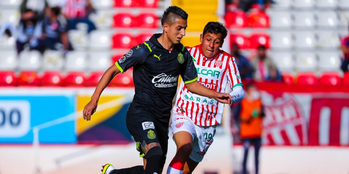 The 'Piojo' Alvarado shows a great commitment to Chivas and dreams of leaving a mark