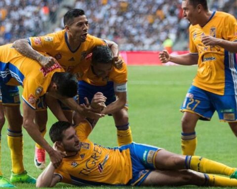 The UANL Tigres rescued a draw against Santos Laguna in the discount