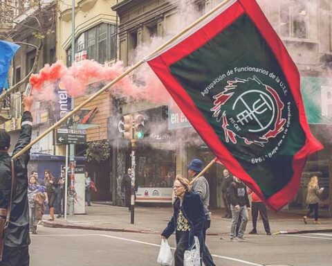 UTE officials denounce "brutal cut in investments and personnel income"