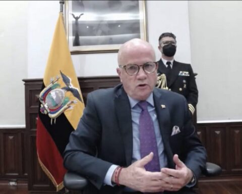 Vice President of Ecuador tests positive for COVID-19