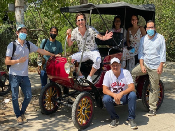 Would it work?  Thus, but in larger and more eco-sustainable cars, it is the proposal to ride in carriages through Cartagena.