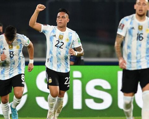 1-0: Argentina is also a party without Messi