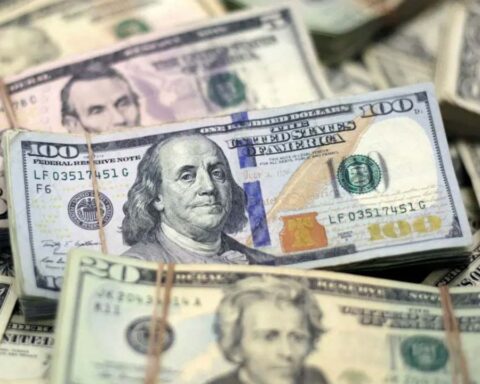 Dollar today: how much is the foreign currency trading for this Thursday, February 10