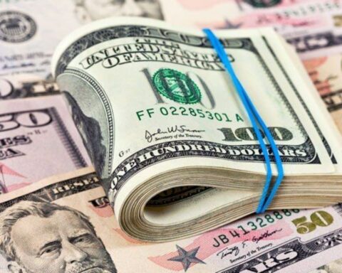 Dollar today: how much is the foreign currency trading for this Saturday, February 26