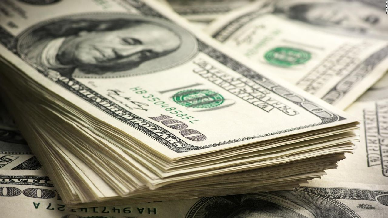 Dollar today: how much is the foreign currency trading for this Monday, February 28