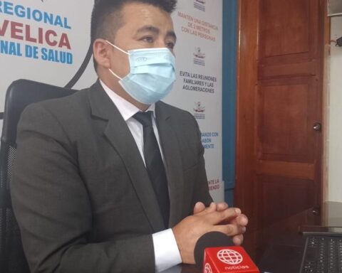 98% of patients in the third wave presented severe sore throats in Huancavelica