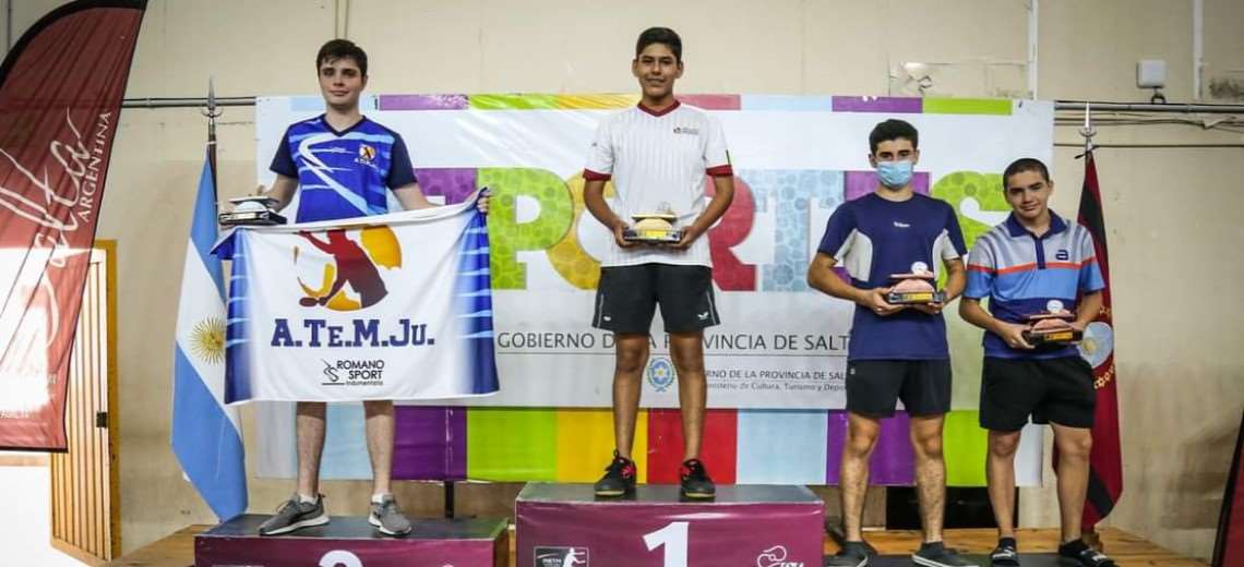 A Bolivian on top of the podium in the Argentine Table Tennis Grand Prix