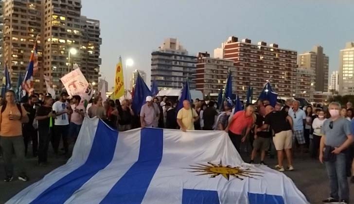 AEBU held this Friday the March of Resistance to Punta del Este