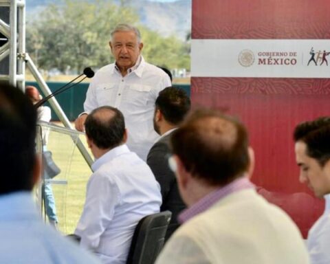 AMLO affirms that sport is "preventive medicine" against crime